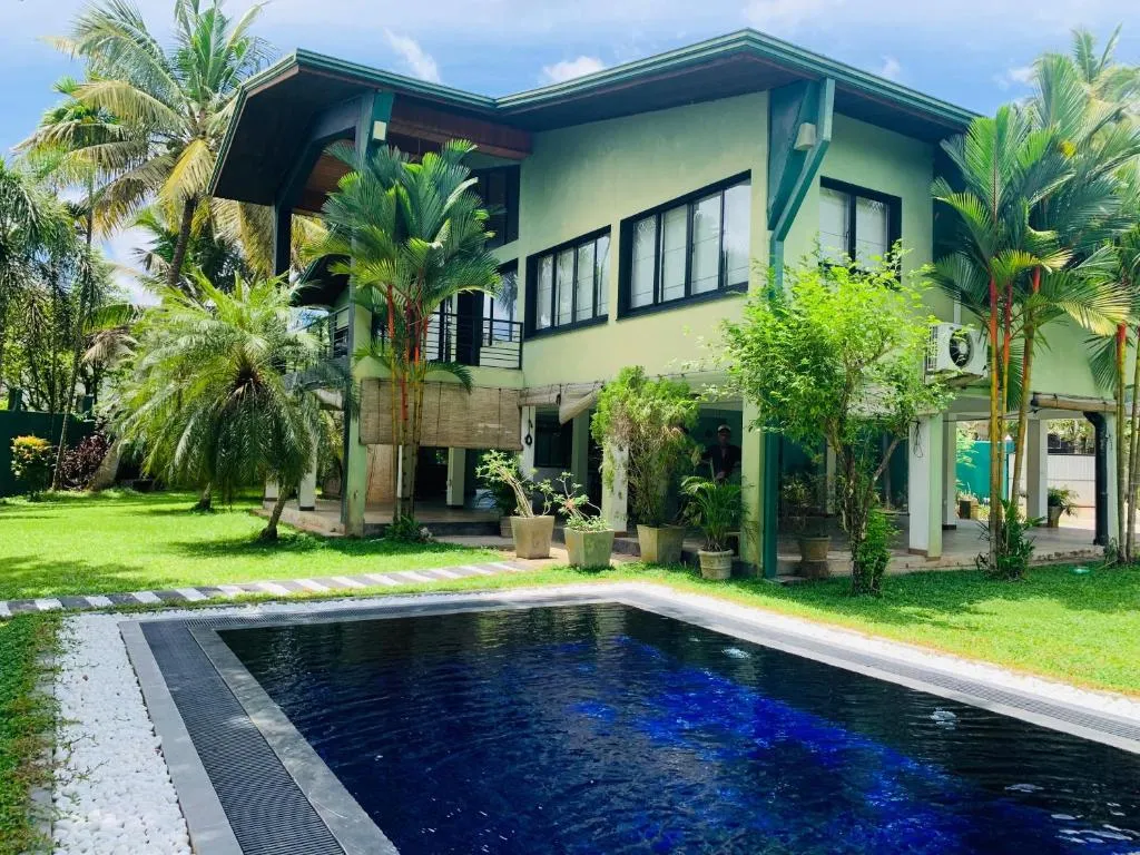 Villa 97 Bolgoda, hotel in Panadura