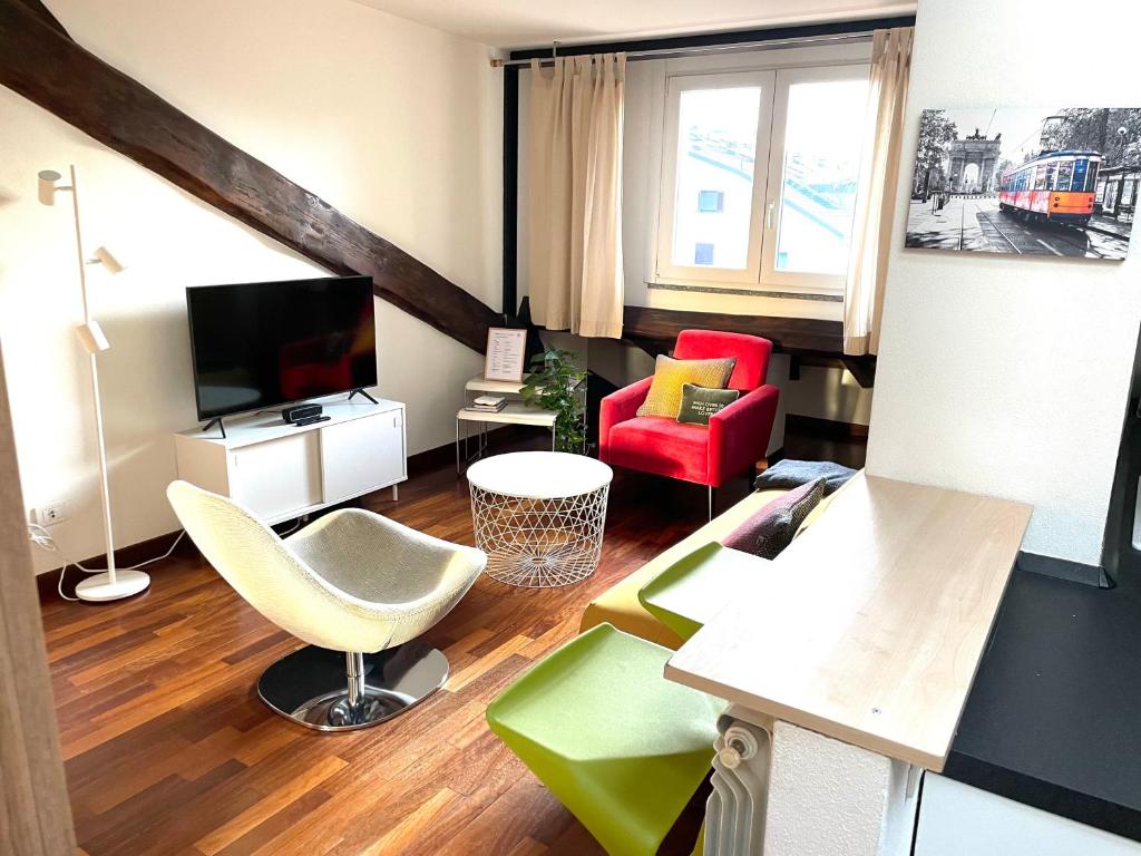 Lovely 2 room penthouse at Arco della Pace - 4