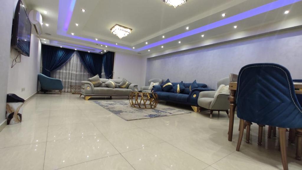 شقة الترا سوبر لوكس مفروشة للايجار بأرقي مناطق بالمهندسين, Káhira