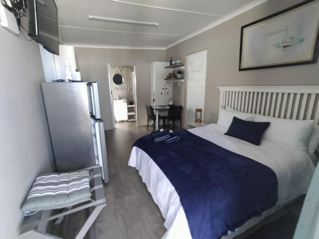 Anreith Close, West Point