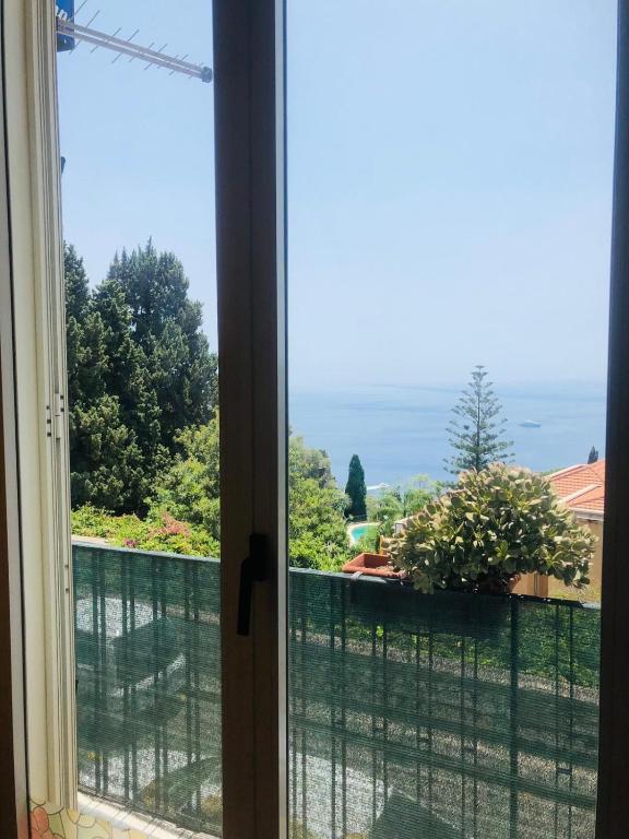 Appartamento con cucina a Taormina centro con vista mare e su l'etna casa Muscolino - 4