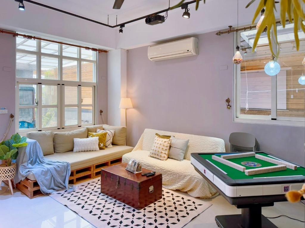 Summer Station, Chua-lien