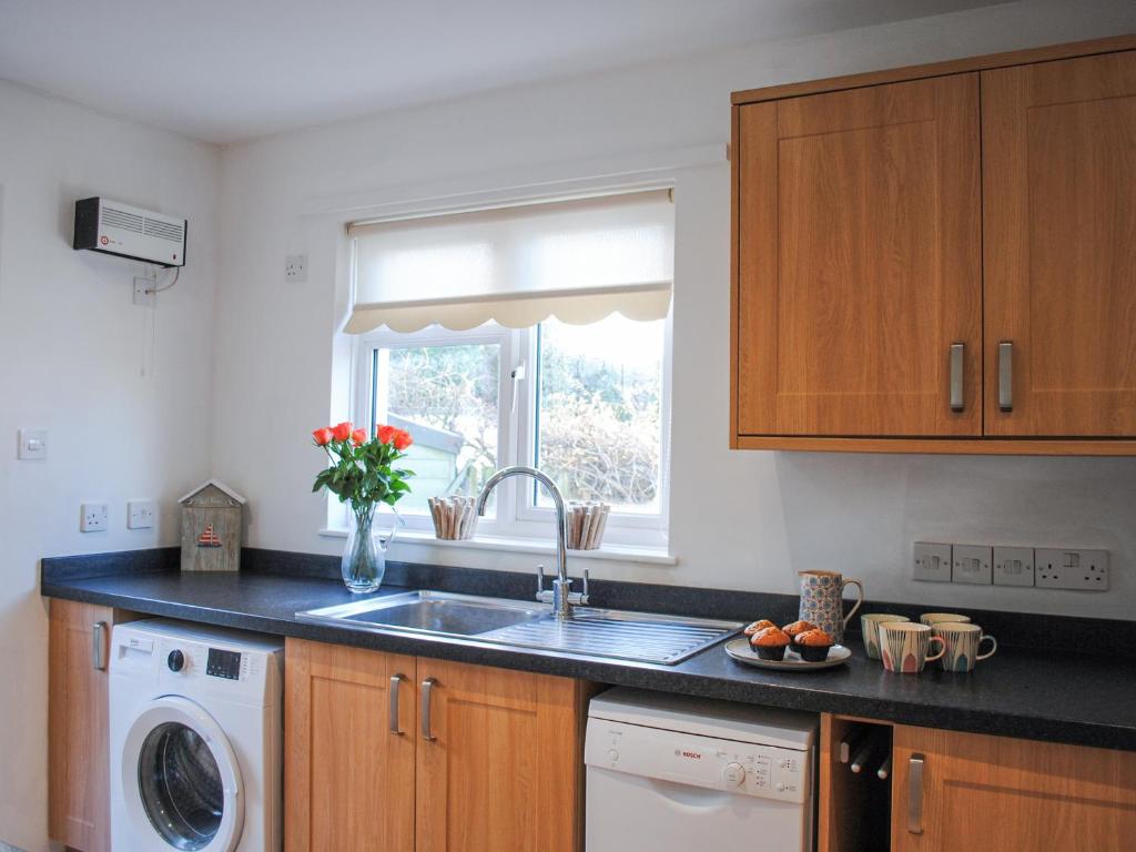 15 Beadon Road, Salcombe photo 7