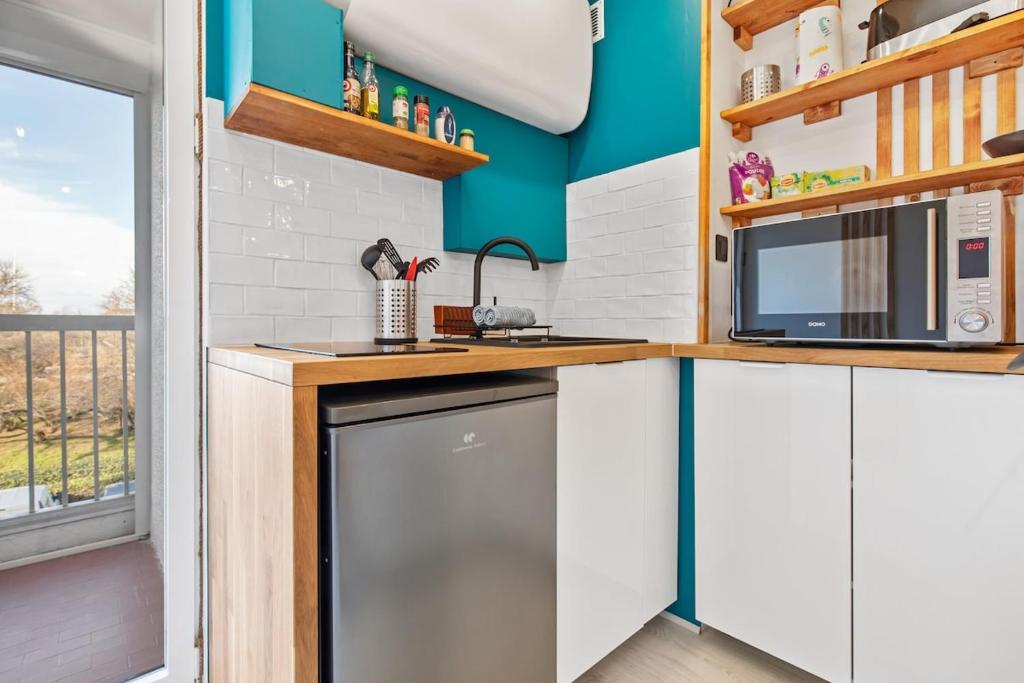 Studio cabine AZUR ,5 min mer -5 min Arena - clim - parking gratuit privée - 4 personnes - 5
