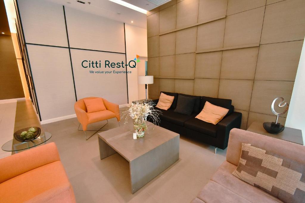 Spacious & Stylish Condo Free Wifi & Netflix TLB2, Manila