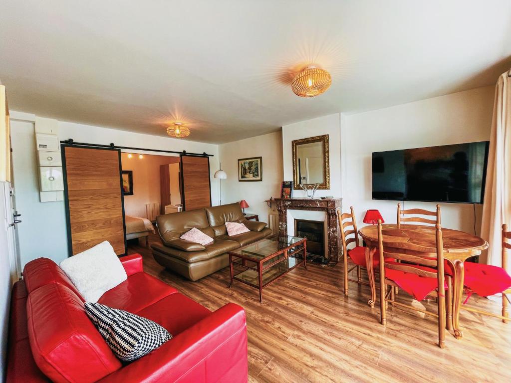 Le Rossignol, Château-Thierry