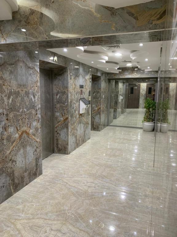 Sea view apartment with balcony, Adžmán