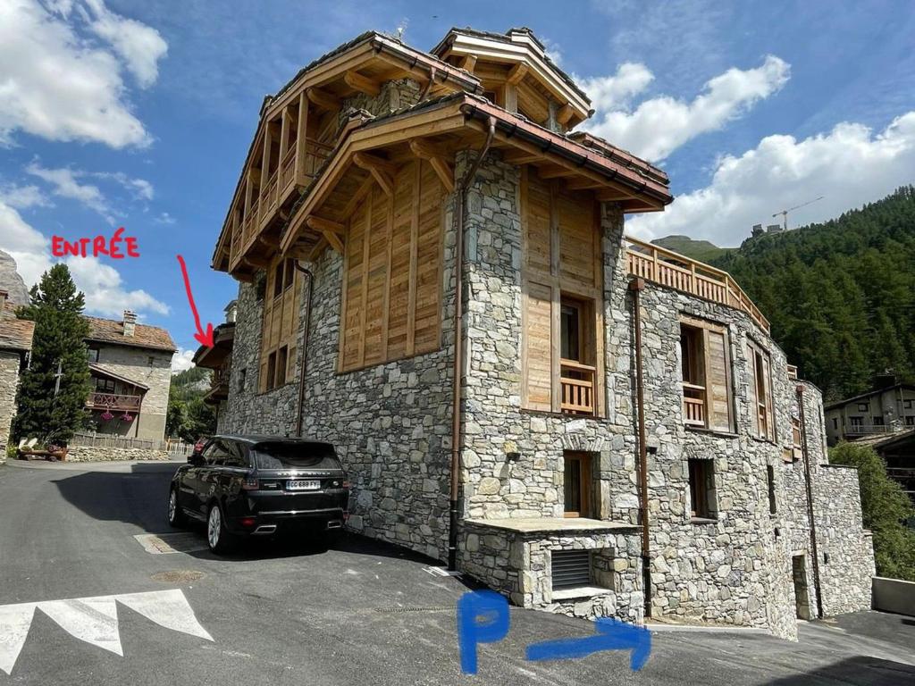 Appartement neuf avec cheminée, proche pistes, Val d'Isère - 3