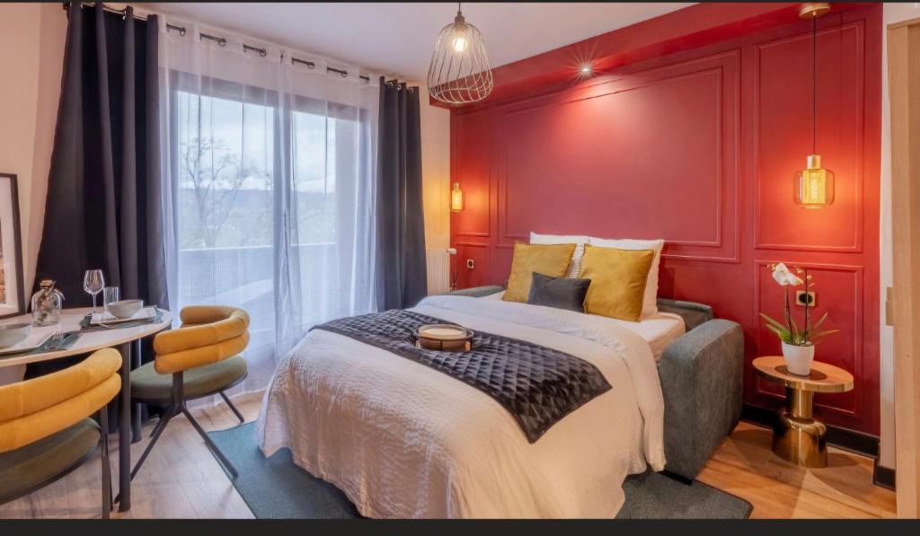 Studio moderne chaleureux et calme, Annecy