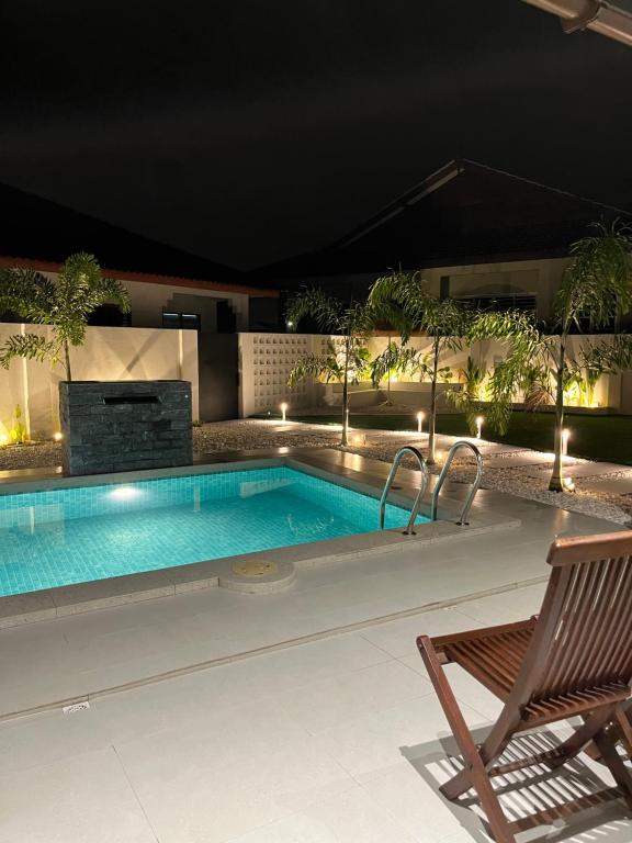 Home in Terengganu with PRIVATE POOL, Kuala Terengganu