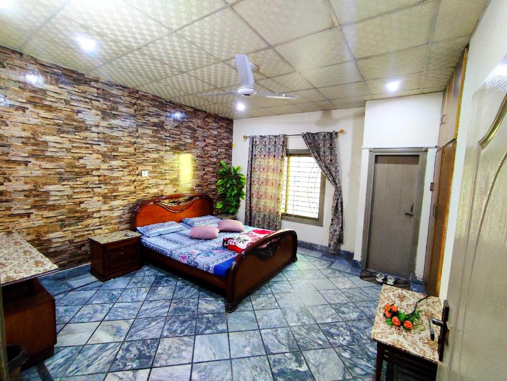 Ashyina e Sakoon - Downtown, Lohiānwāla