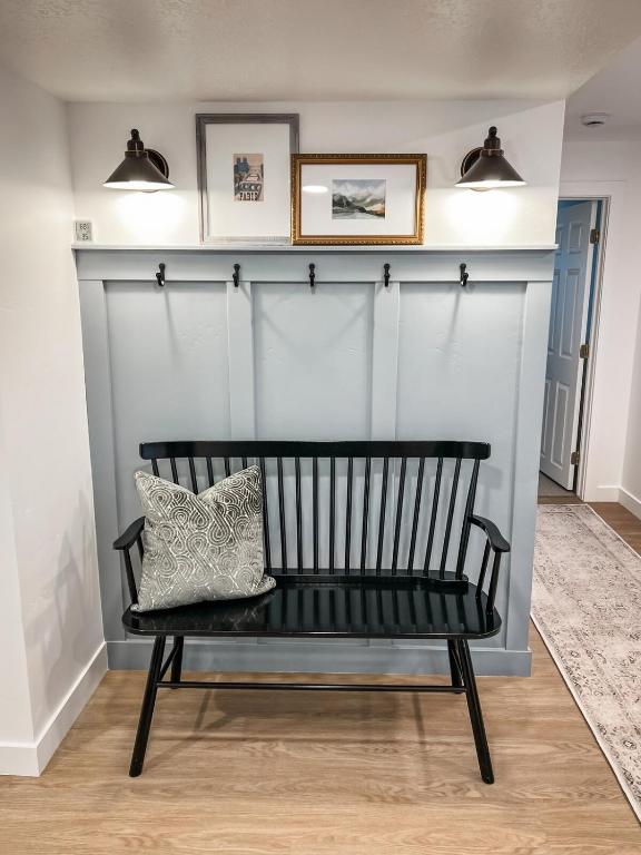 Bright & Cozy Basement Retreat, American Fork