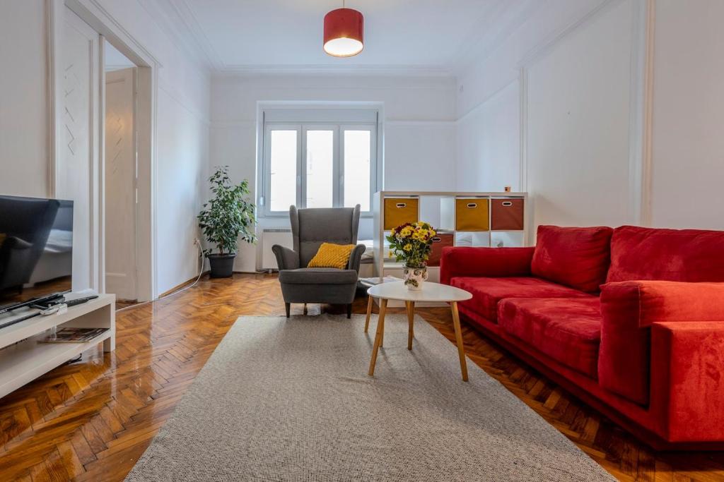 Elegant, Chique & Spacious Boho Loft, Bělehrad