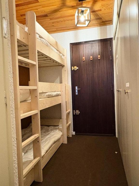 Résidence Milady - MILADY APT B3 MAE-3451 - 3