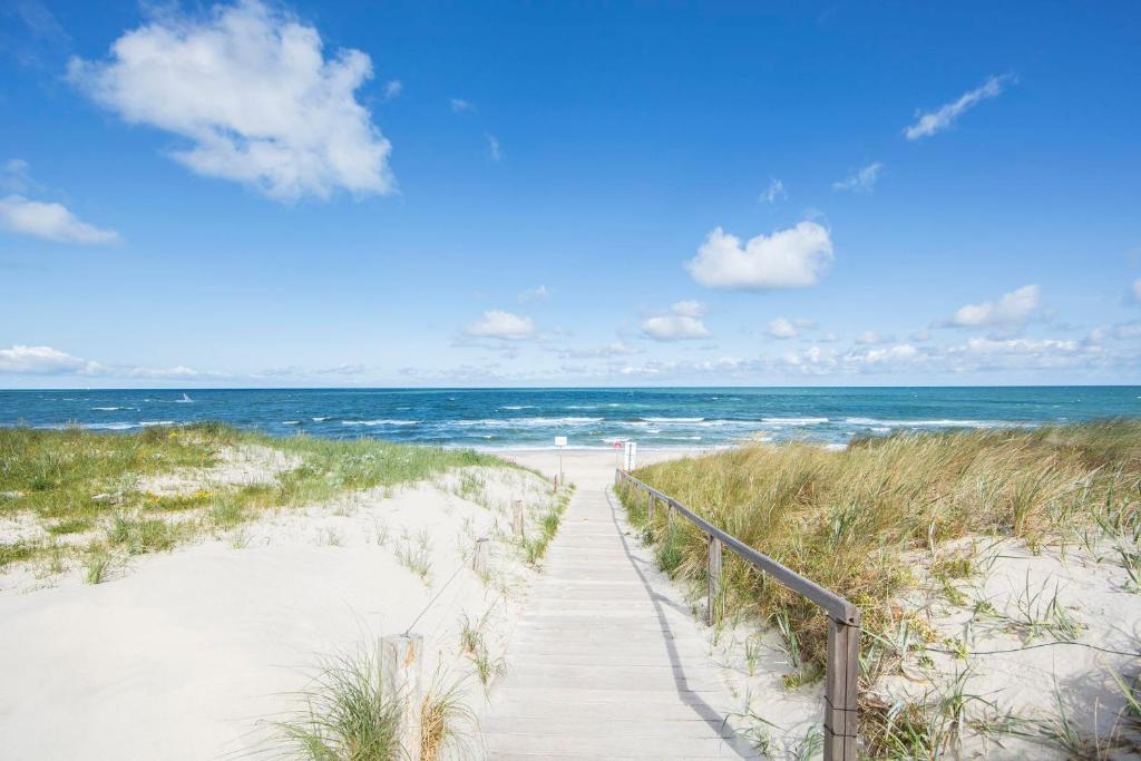 Strandhotel Dunenmeer - Adults only photo
