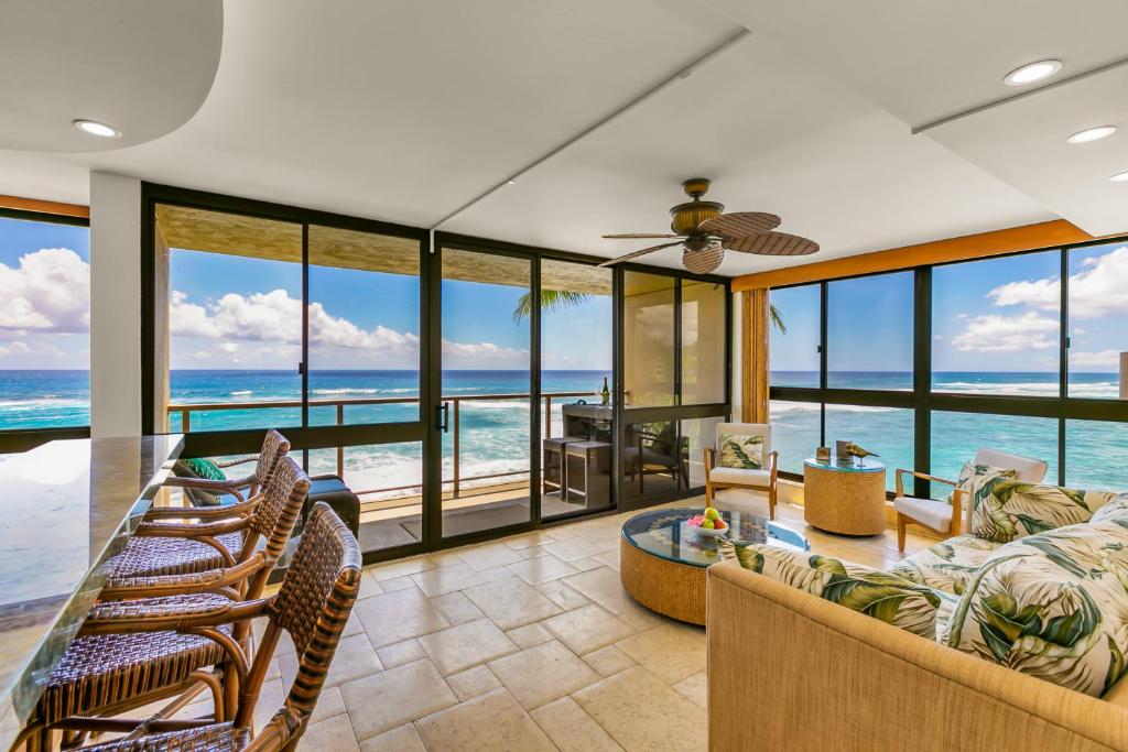 Kuhio Shores 319: Oceanfront in Poipu with A/C!, Koloa