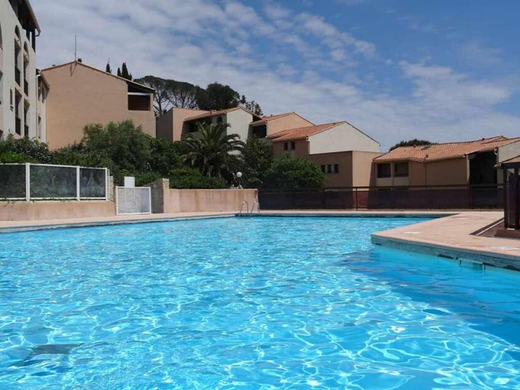 Confortable T2 Bis aux Issambres avec terrasse et accès piscine et tennis - FR-1-768-109 - 1