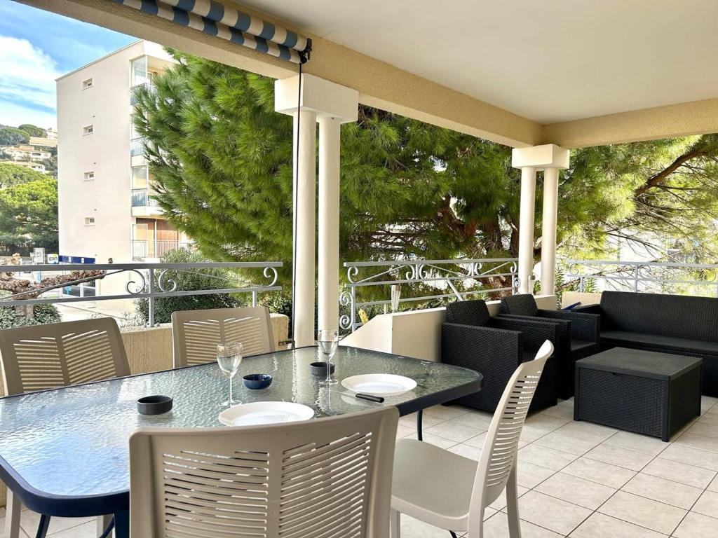 Appartement climatisé 2 pièces avec terrasse et parking au Lavandou - FR-1-251-854 - 1