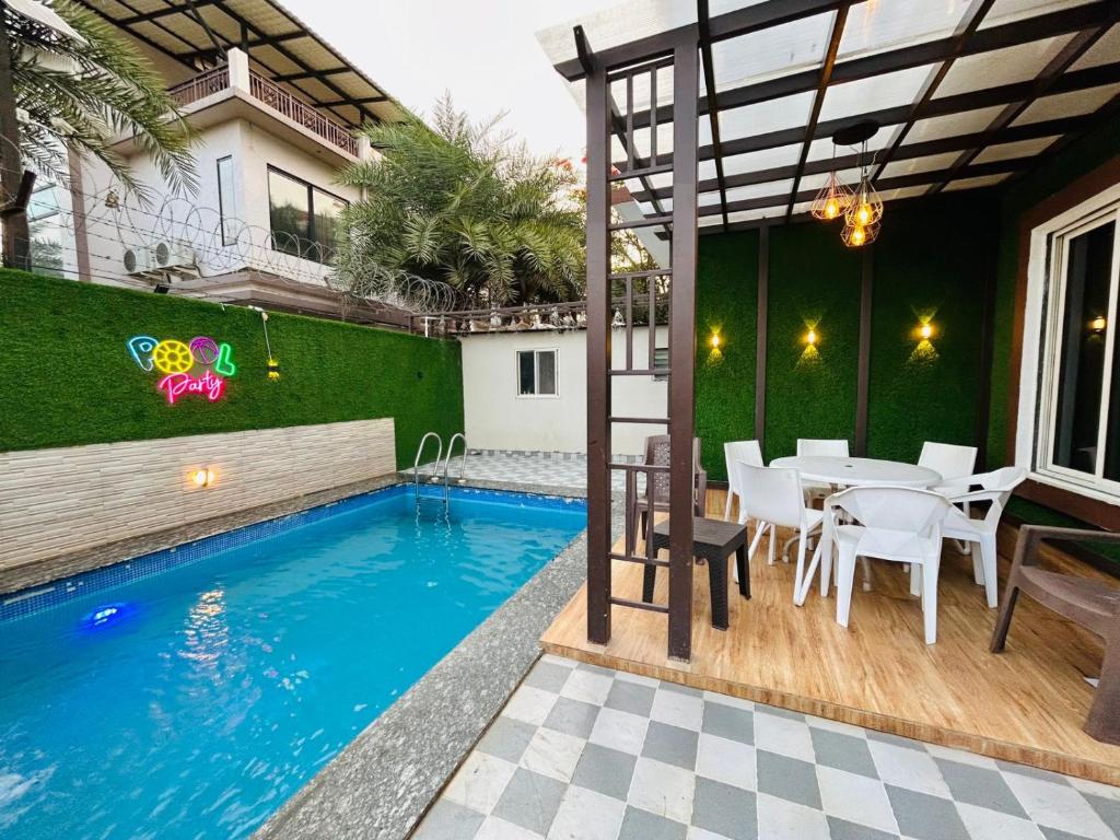 H2O Greens Villa