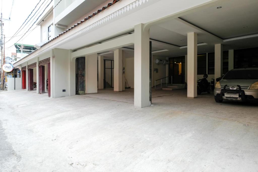 Sans Hotel Beskalan Malioboro