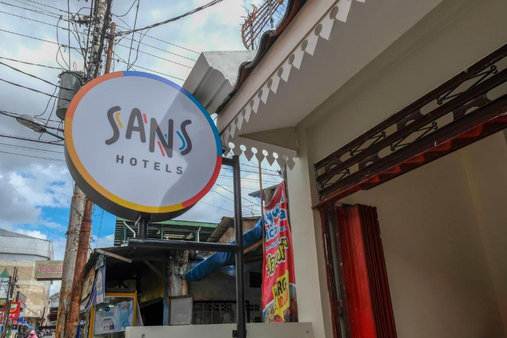 Sans Hotel Beskalan Malioboro