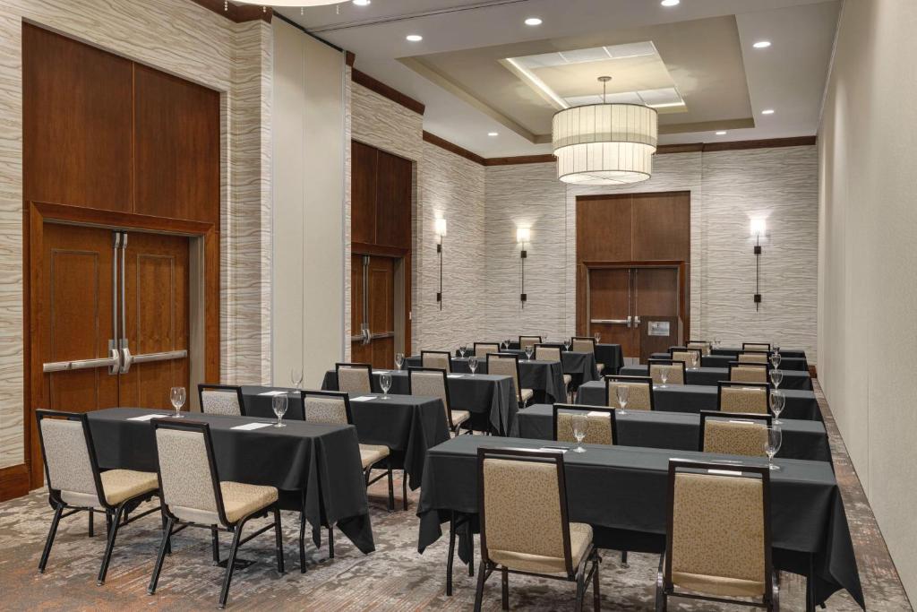 Tárgyalóterem/bálterem