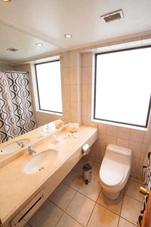 Tur Hotel Santiago photo