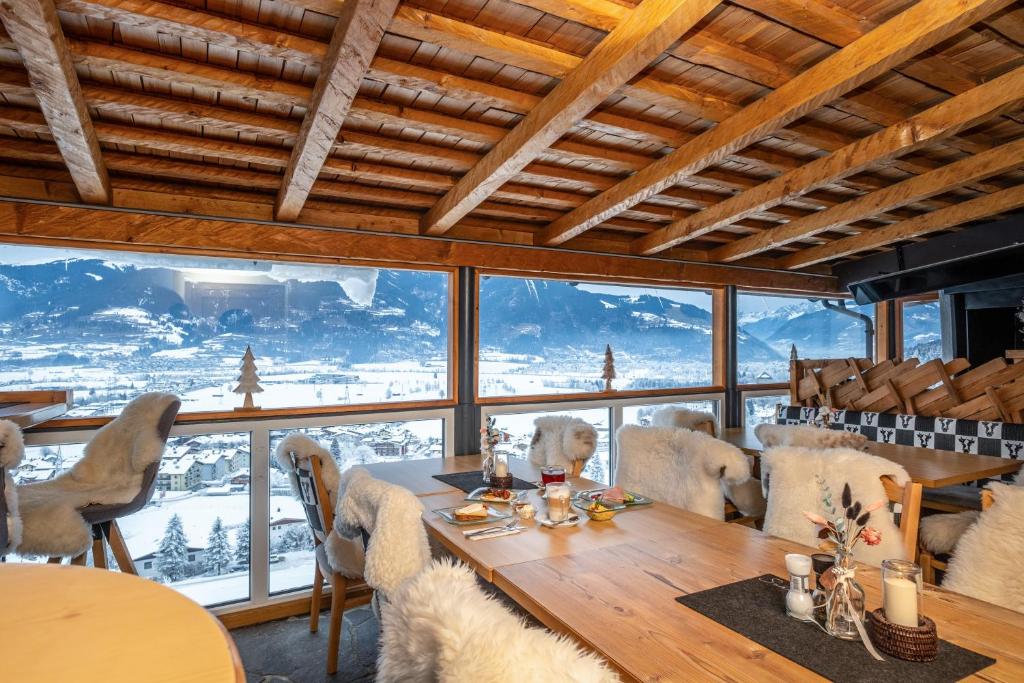 Panorama Hotel Guggenbichl - inkl Sommerkarte, einmaliger Eintritt ins Tauern Spa & bester Ausblick über Kaprun - 3