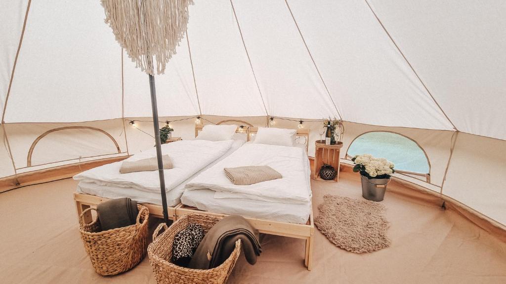 ASKAHA Glamping, Oskava