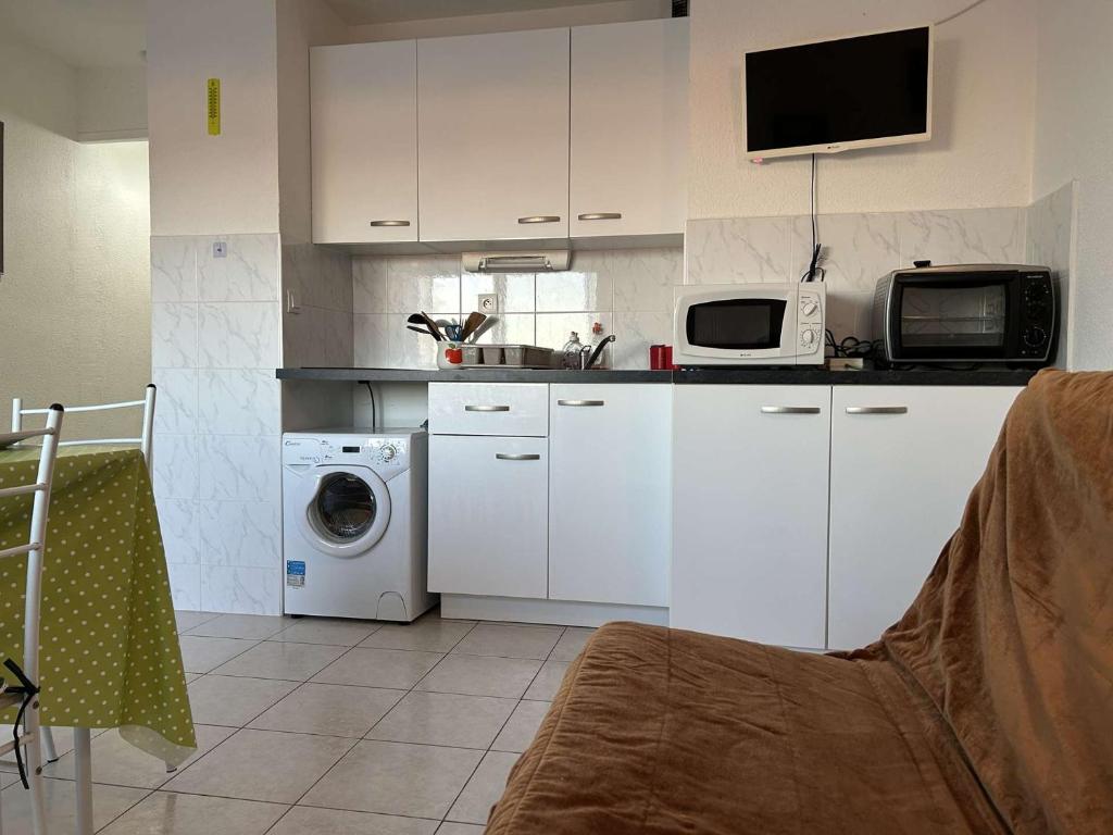 SP350-208 Appartement Studio 4 couchages SAINT PIERRE LA MER - 2
