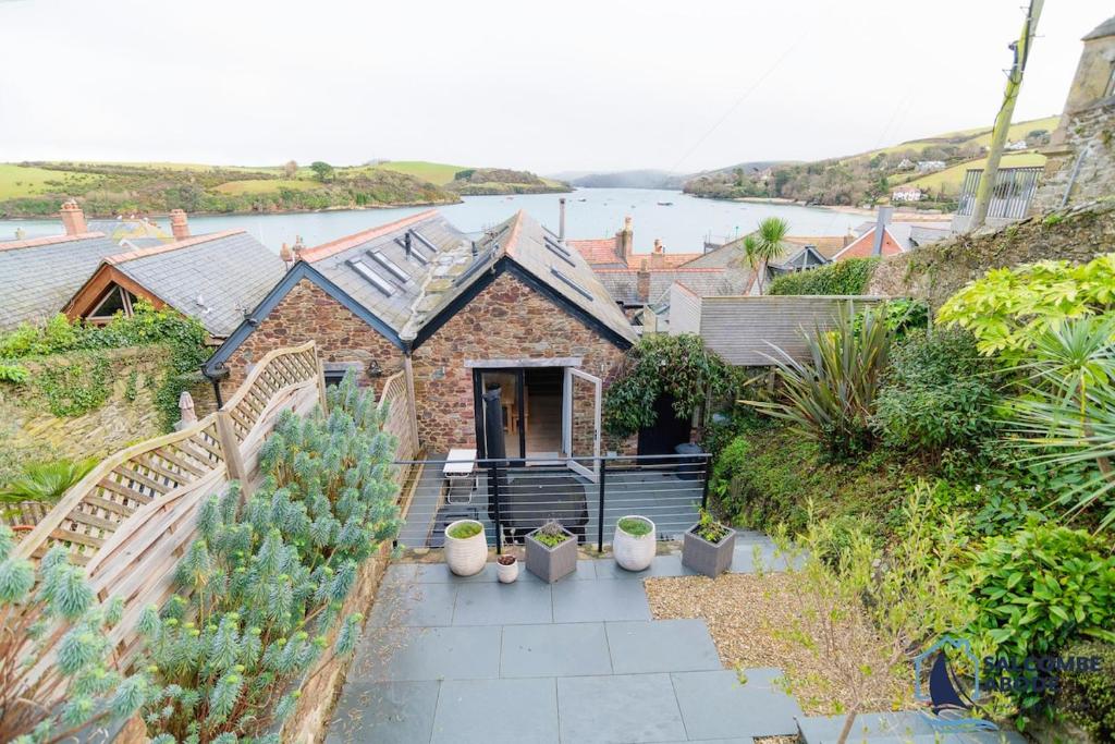 Hidden Treasure - Estuary View - Stylish - Garden, Salcombe