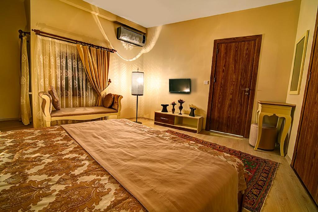 Million Old City Apartment photo