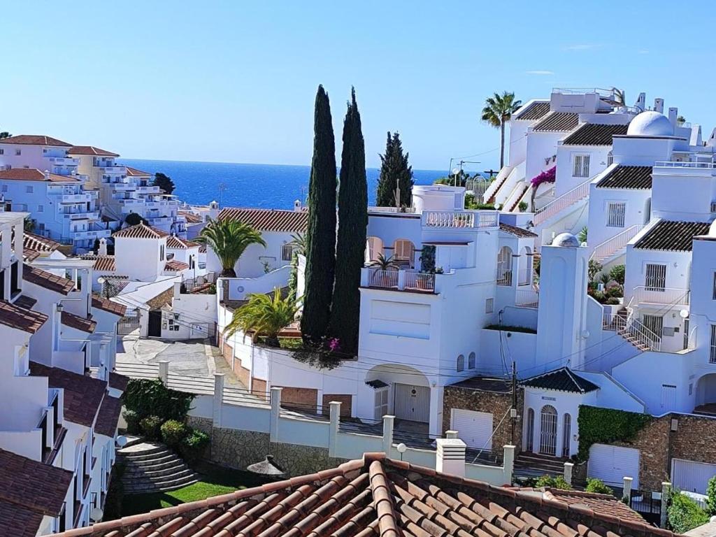SHR062 Two Bedroom Apartment Valparaiso in Nerja - 3