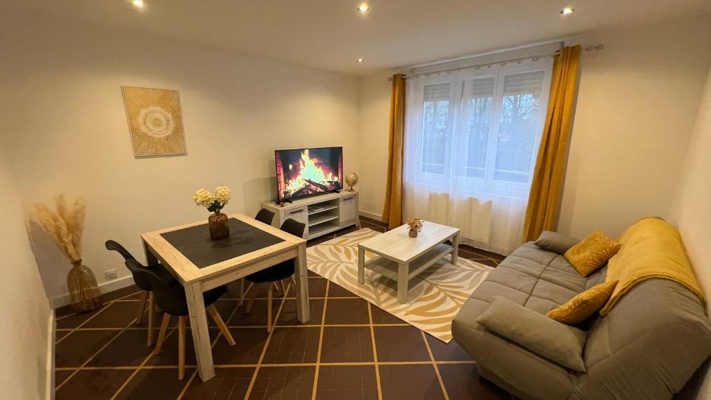 L 'Escale Amicale, Le Mans