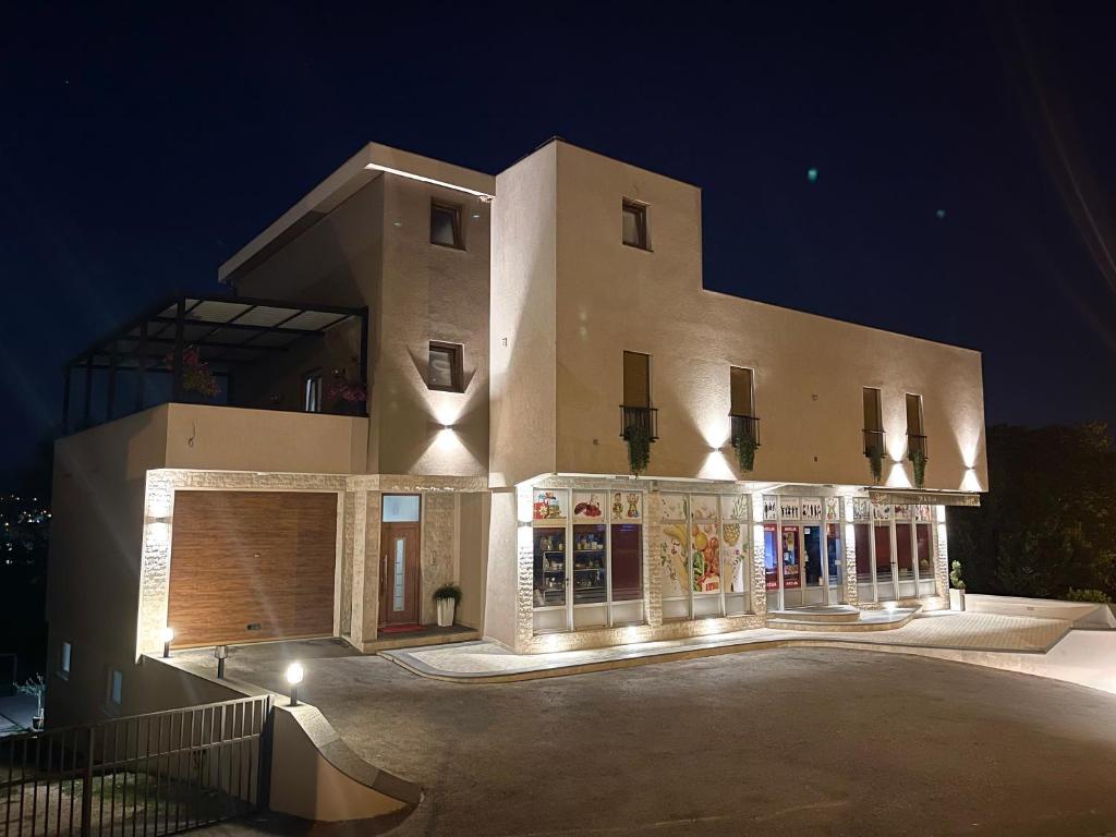 Apartments and rooms SMILE, Mostar