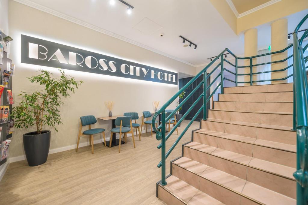 フロント・ロビー