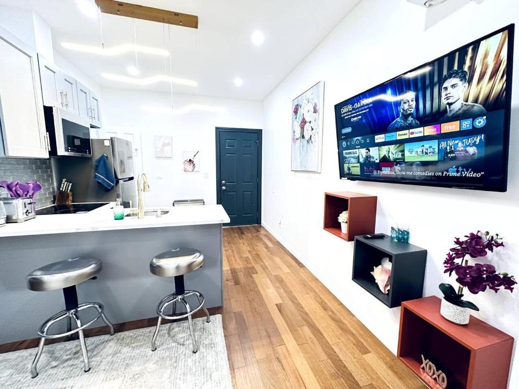 NEW - 1 Bedroom close by Rittenhouse Square, Filadelfie