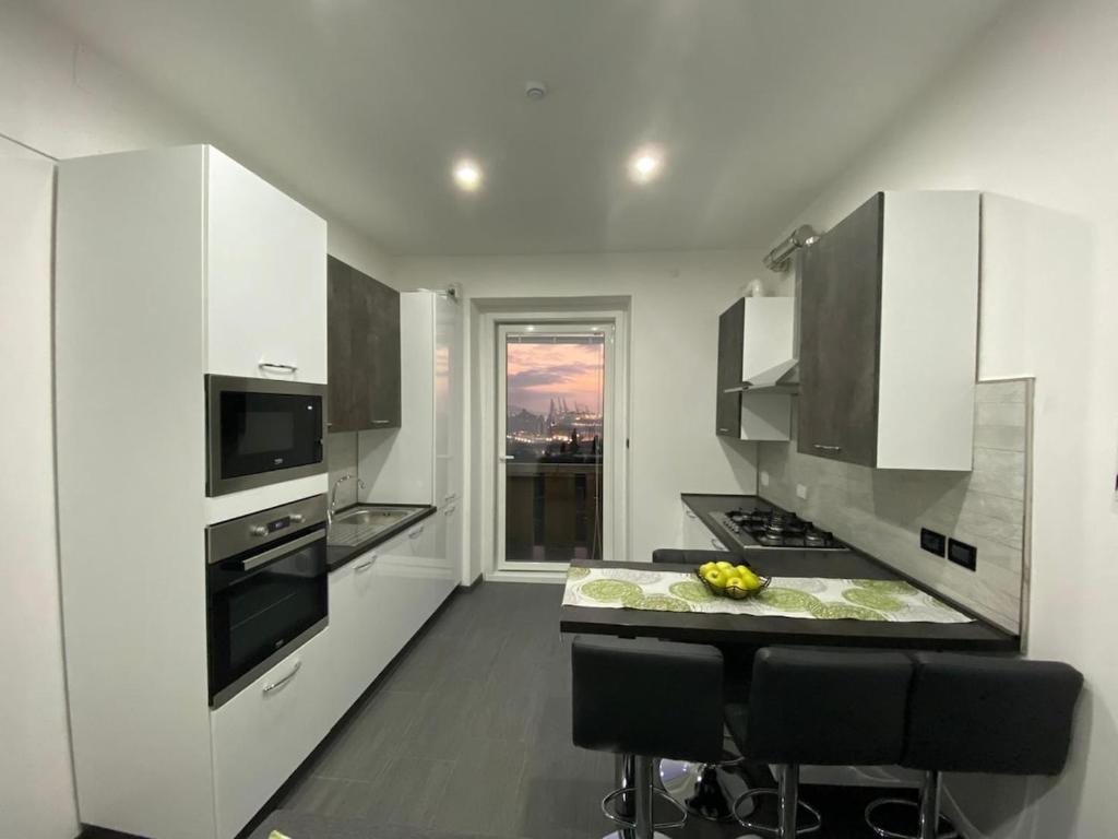 Flat BELLA VISTA-sea sight-close center- quiet - 1