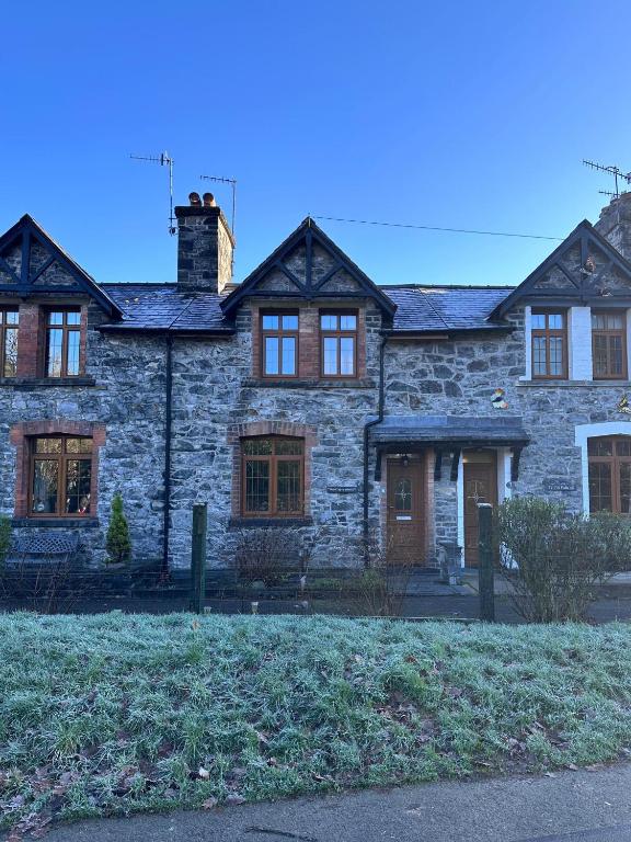 Bwythyn Ebrill, April Cottage, Betws-y-Coed