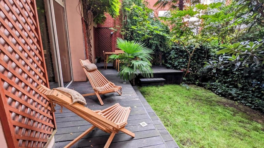 Beautiful apartment with private garden - 1
