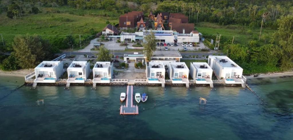 One of A Kind Resort @Trikora Beach - Bintan, Telukdalam