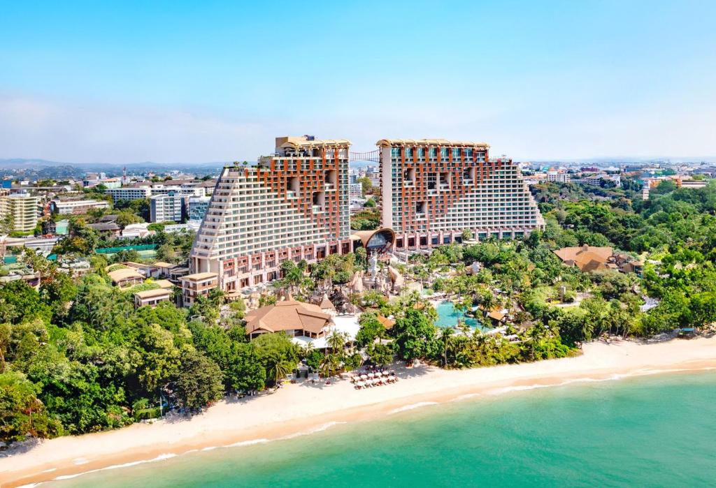芭堤雅盛泰樂幻影海灘度假村 (Centara Grand Mirage Beach Resort Pattaya)