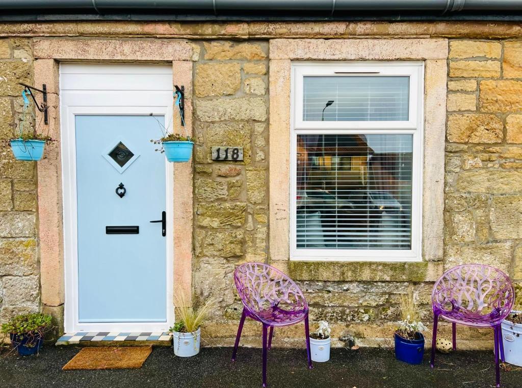 Tin Lid Cottage - cosy ground floor flat, Banton