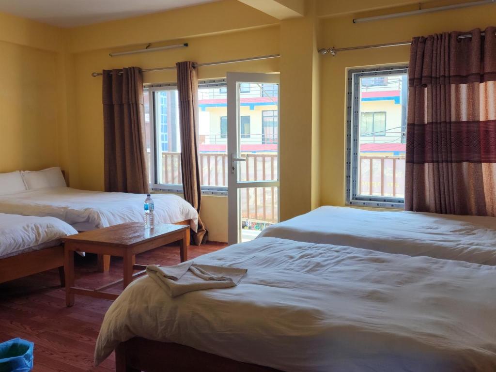 Hotel Silver Mountain in Nagarkot — photo 2