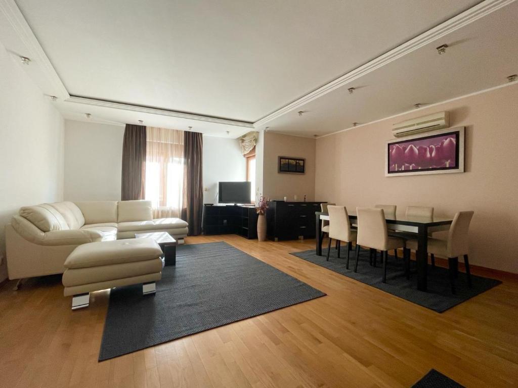 Ninis city flat - 1