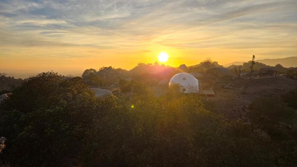 Splitrock - Stargazer Dome, Fallbrook