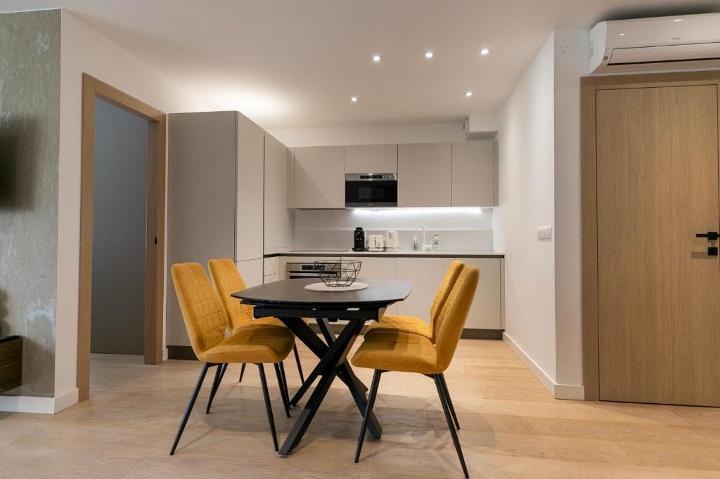 LE STANDING - Appartement de haut standing proche du port - 3