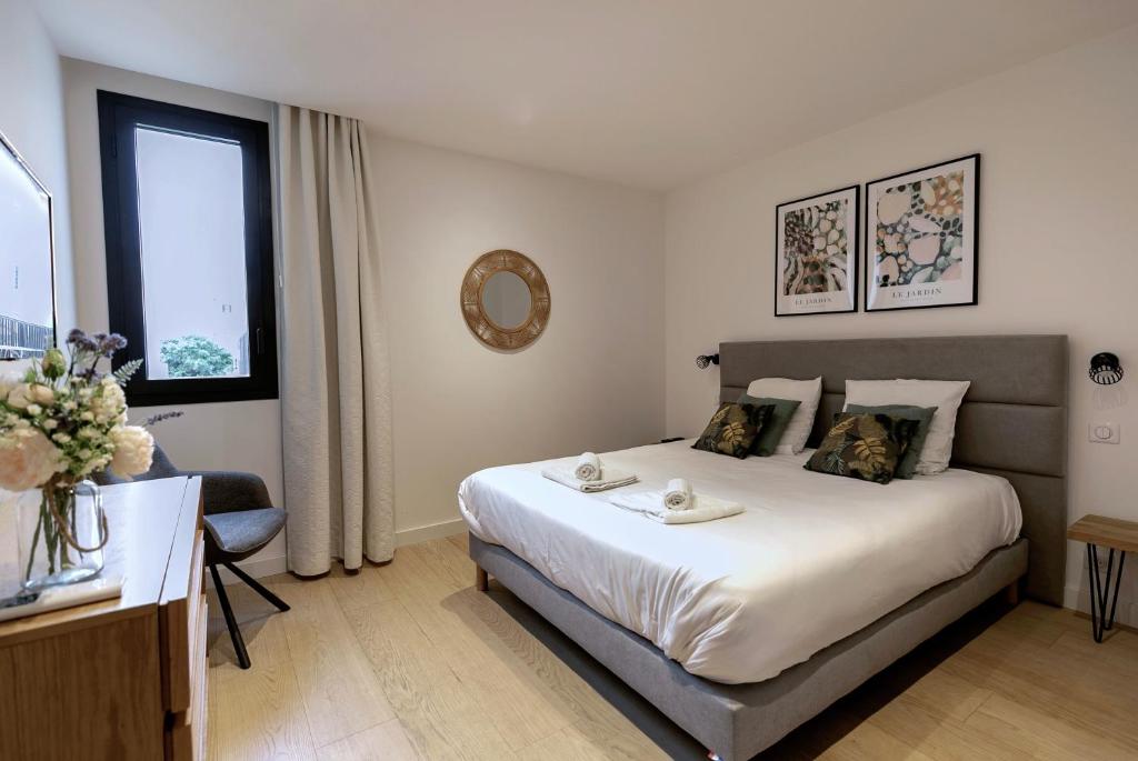 LE STANDING - Appartement de haut standing proche du port - 4