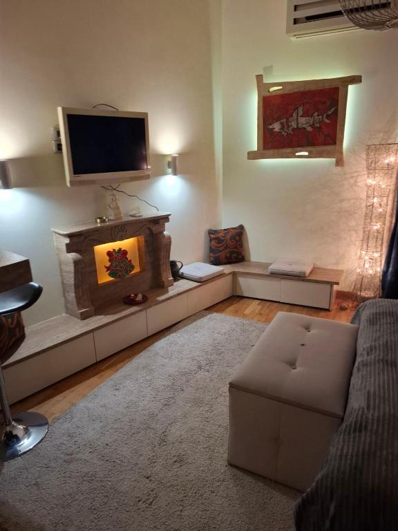 Dečanska studio - 5