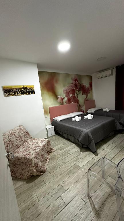 Napoli Relais, Neapol